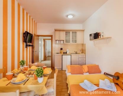 Апартаменти Косович, , частни квартири в града Kotor, Черна Гора - AP1 (15)